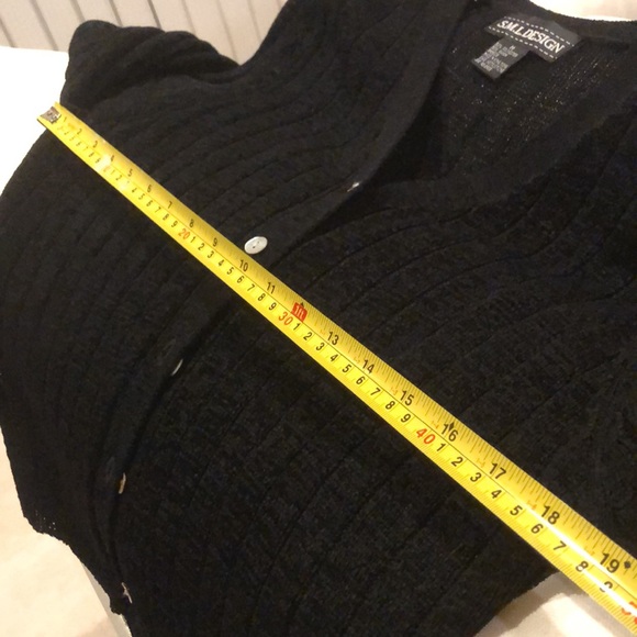 S.M.L. Design Two-piece Tank & Cardigan semi-sheer knit, mother of pearl buttons - Picture 6 of 10